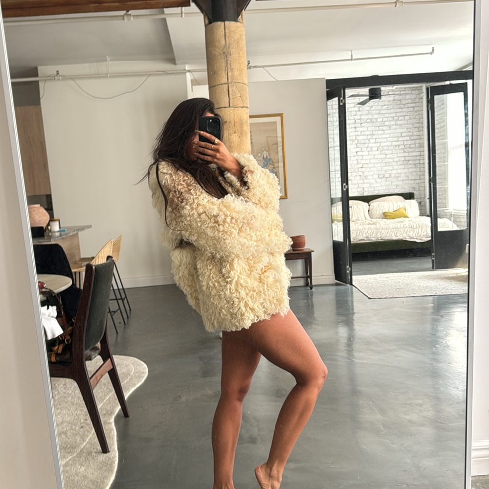 Women's Cream Teddy Jacket - Plush Faux-Shearling Coat